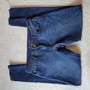DL1961 size 28 Skinny Jeans